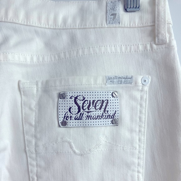 NWOT 7 for all mankind boot cut white jeans. - Picture 6 of 7